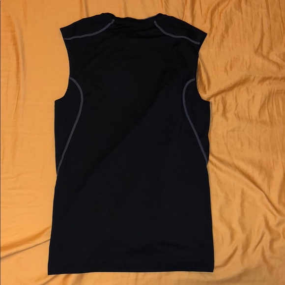 Nike - Picture 4 of 4